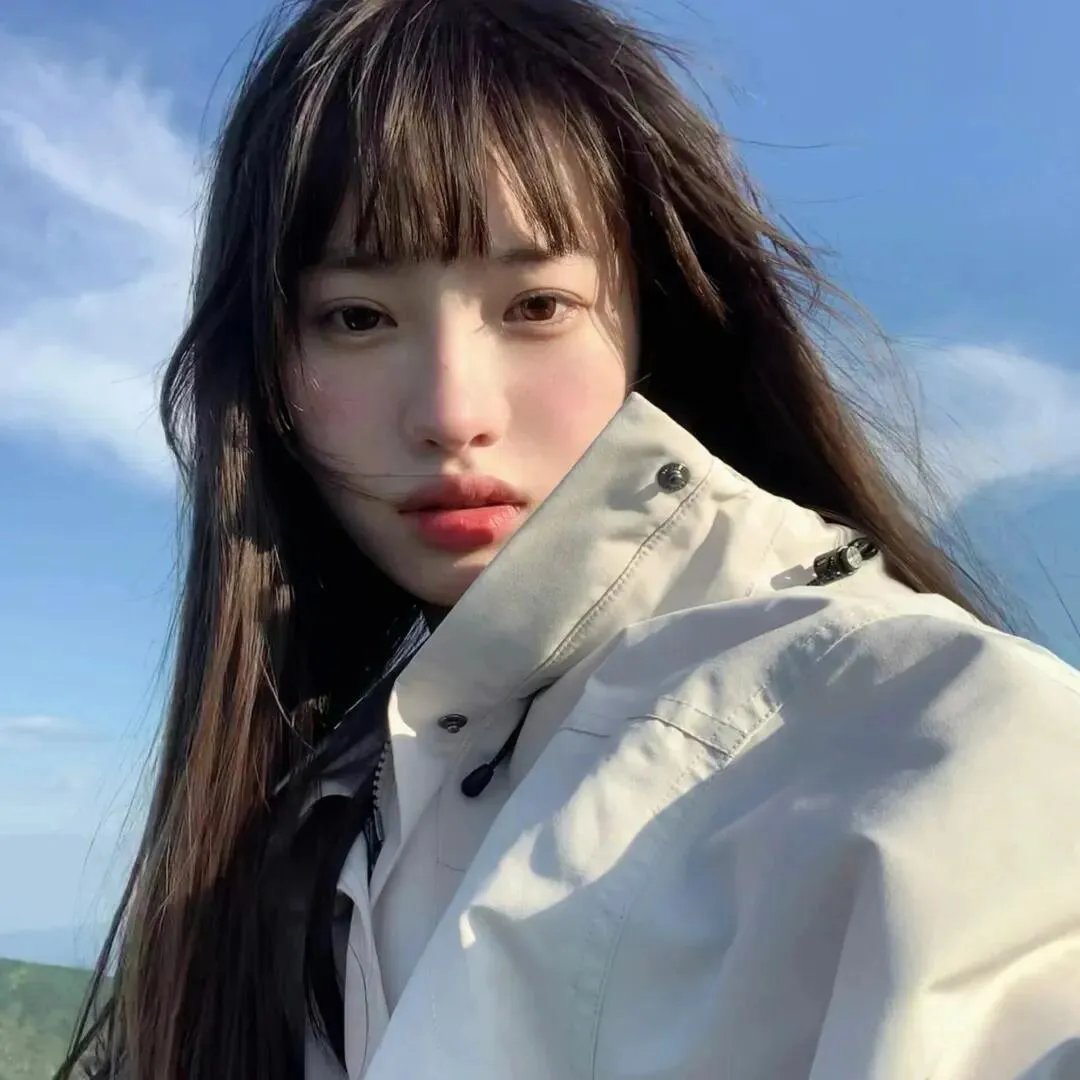 裸女林背景